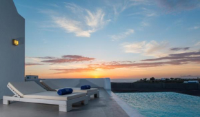 Azar Luxury Villas & Suites